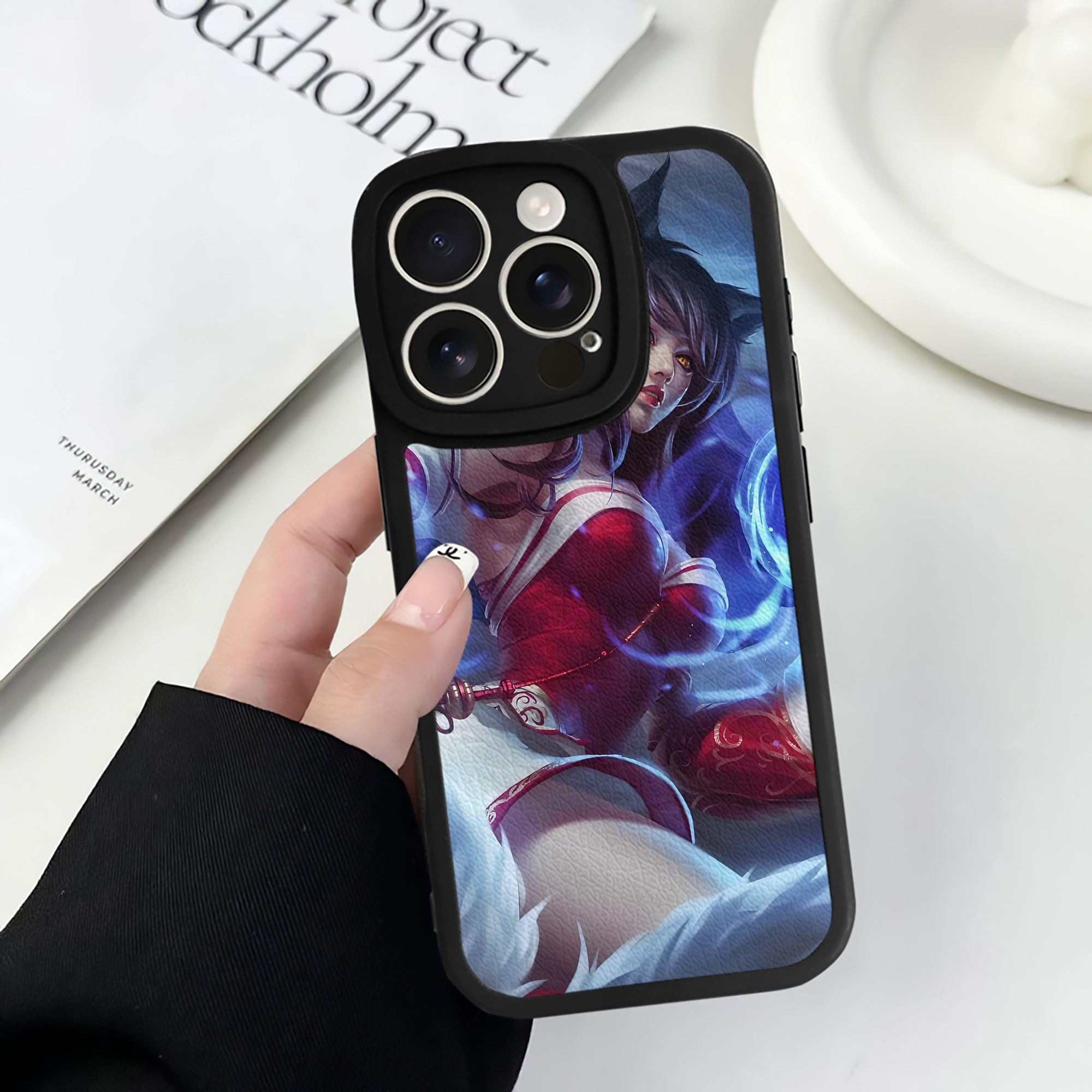 リーグ・オブ・レジェンド League of Legends LOL 【iPhone 16シリーズ対応】シリコンスマホケース（レザー調） 材質：シリコン